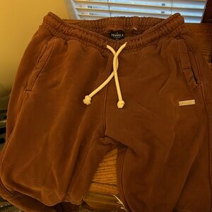 YLA Men’s Sweatpants LG